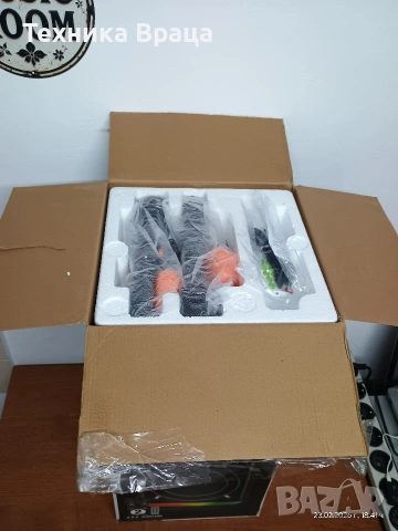 Чисто нова караоке колона Brodu BTS-2098. Акумулаторна е с 2бр. микрофони, снимка 2 - Караоке - 53600802