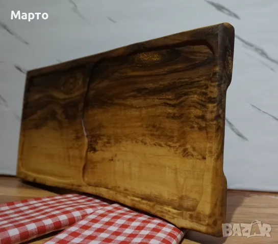 Ръчно изработена дъска-поднос за мезе от орех с две отделения, снимка 3 - Аксесоари за кухня - 49304277