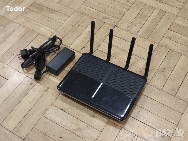Безжичен двубандов гигабитов рутер TP-Link Archer AC3150 Wireless MU-MIMO Gigabit Router