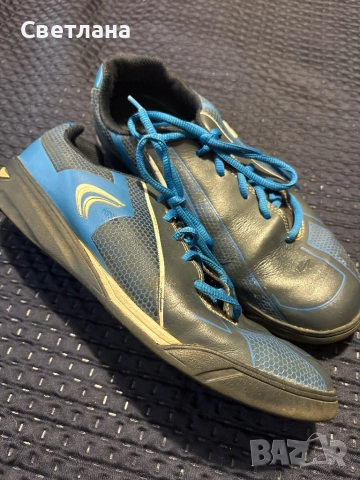 Бутонки. 40 номер. Clarks., снимка 2 - Детски маратонки - 51869130