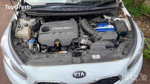 Kia Ceed 1.6 CRDI 110 к.с. 2013г. на ЧАСТИ, снимка 6 - Автомобили и джипове - 51576847