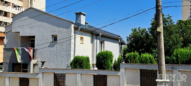 масивна луксозна къща с басейн, снимка 16 - Къщи - 51461258