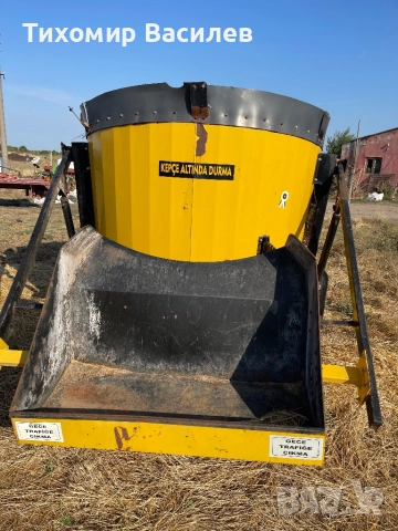 Фуражораздаващо ремарке / миксер , снимка 8 - Селскостопанска техника - 52745740