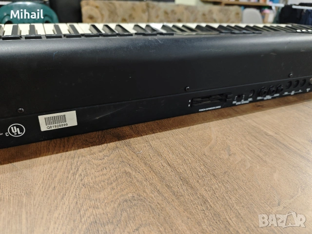 Синтезатор Алесис, пиано, Alesis QS8, снимка 12 - Синтезатори - 53477642
