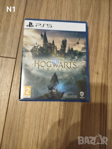 Продавам играта Hogwarts legacy за ps5, playstation 5 
