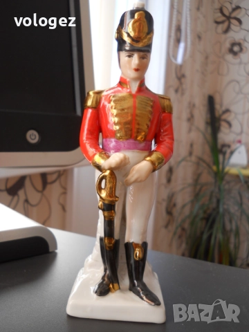 порцеланови статуетки на офицери от френската и английската армия, снимка 3 - Колекции - 49420417