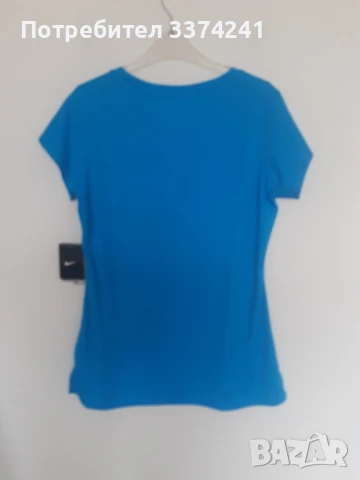 дамска спортна тениска Nike, снимка 4 - Тениски - 51203212