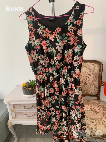 Асиметрична рокля 12-14г ръст 158-164 подходяща за размер XS, снимка 12 - Рокли - 44687429