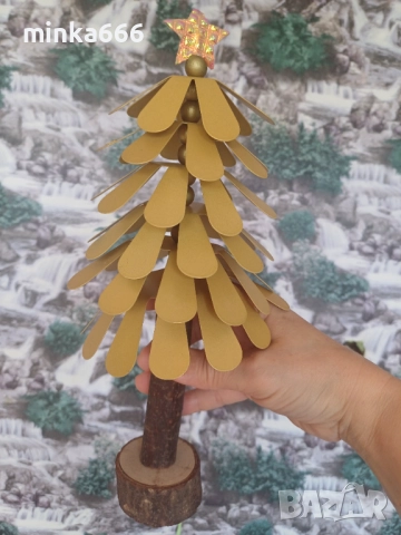 Метална елхичка