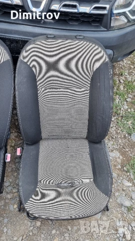 Салон - седалки за Дачия Дъстер / Dacia Duster , снимка 6 - Части - 51319266
