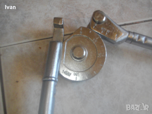 ф14мм Нов Немски Ръчен Тръбогиб-Уред За Огъване Меки/Полутвърди Тръби-Радиус 45мм/Огъване 0-180 Град, снимка 5 - Други инструменти - 44668007