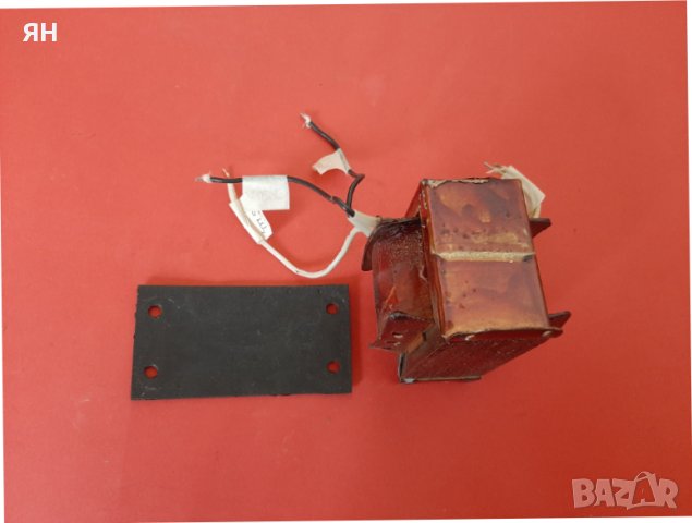 Руски/Съветски Импрегниран Трансформатор 220V/6V и 127V/6V, снимка 3 - Други машини и части - 44748330