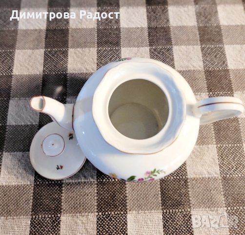 Порцеланов чайник с капаче от 1954г! Без забележки! , снимка 4 - Сервизи - 44241514