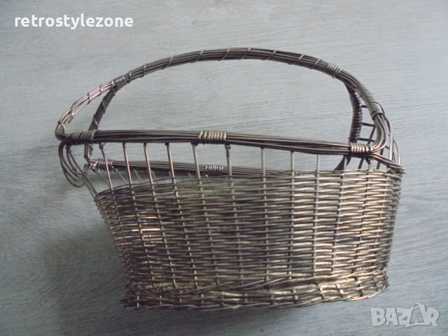 № 8406 Стара метална поставка за бутилка тип „кошница“ , снимка 2 - Други ценни предмети - 52775779