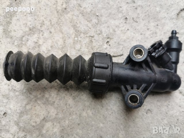 Долна помпа за съединител за Пежо 307 1.6 бензин , снимка 3 - Части - 40639935
