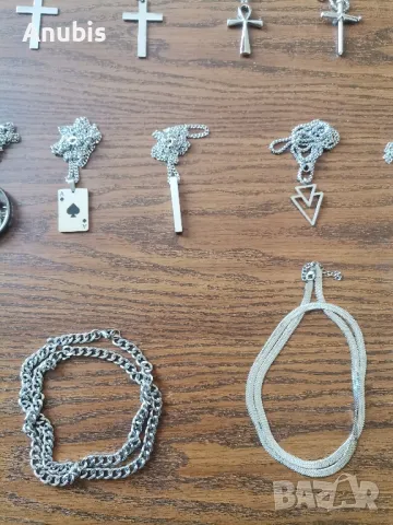 гердани гривни медалиони кличодържатели кръстове , снимка 2 - Бижутерийни комплекти - 49594870