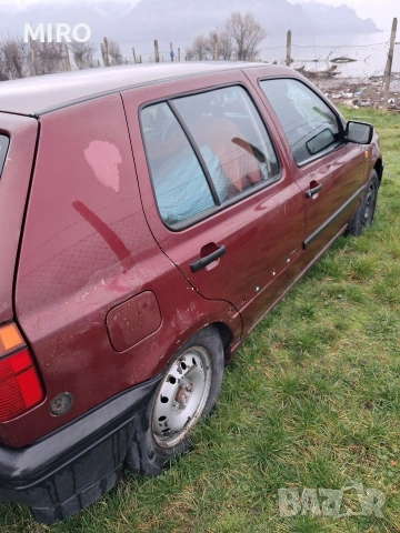 голф 3 цял за части, снимка 2 - Автомобили и джипове - 53440437