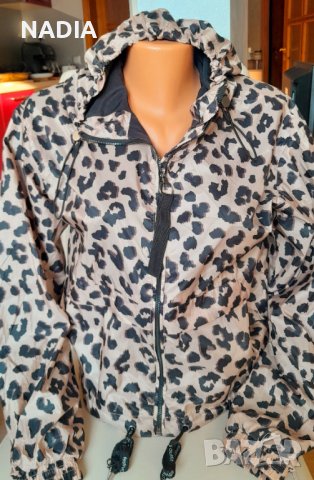 Яке на bershka, снимка 2 - Якета - 38614687