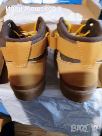 Оригинални спортни обувки ADIDAS - чисто нови !, снимка 5 - Спортни обувки - 53525137