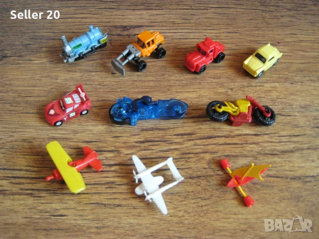 Играчки от шоколадови яйца Киндер Kinder