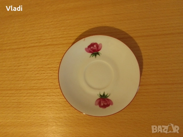 порцеланови чинийки за кафе за колекционери, снимка 4 - Сервизи - 51598341
