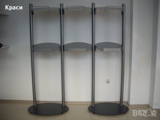 Метален стелаж