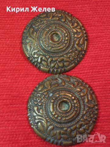2 ВЪЗРОЖДЕНСКИ БРОНЗОВИ ОРНАМЕНТИРАНИ БРОШКИ УКРАШЕНИЕ АПЛИКАЦИЯ СТАРИННИ МАЙСТОРСКА РАБОТА 57901, снимка 9 - Колекции - 30550267