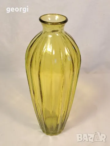Винтидж стъклена ваза жълто стъкло 23/4, снимка 2 - Вази - 49332162