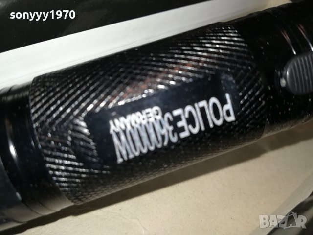 метален прожектор с ел.шок и лазер 3008231132, снимка 10 - Екипировка - 42019512