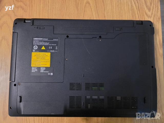 Medion Akoya E 6240 15,6 инча, снимка 3 - Лаптопи за работа - 53398767