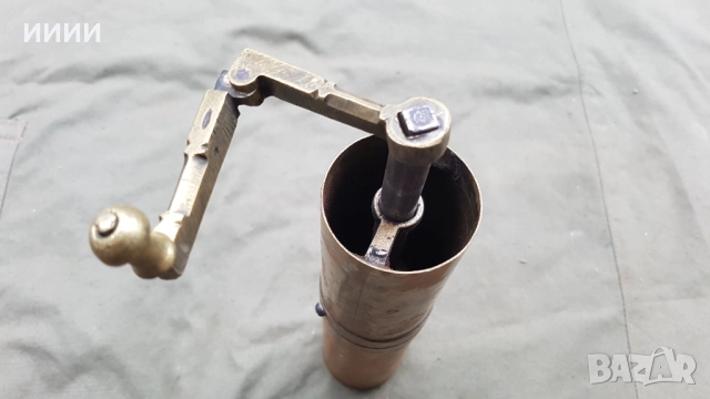 Бронзова мелница мелничка 3, снимка 2 - Антикварни и старинни предмети - 51882485