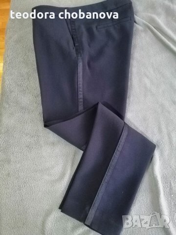Тъмно син панталон с кант 