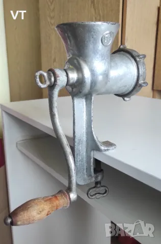 Стара ръчна месомелачка - Номер 8, снимка 5 - Месомелачки - 47389767