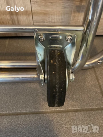 Голяма помощна количка от неръждавейка за хотели или ресторанти, снимка 8 - Друго търговско оборудване - 50832154