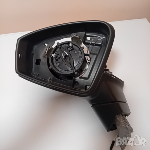 Огледало за  Volkswagen Touareg III 2018+  Ляво, снимка 2 - Аксесоари и консумативи - 44804472