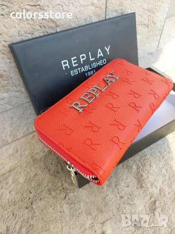 Дамско червено портмоне Replay код SG49u, снимка 3 - Портфейли, портмонета - 52046662
