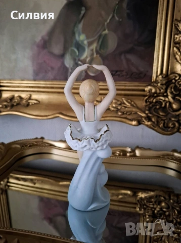 Фигура от порцелан , снимка 3 - Статуетки - 53702313