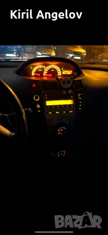 Продавам Тоуота Ярис, снимка 8 - Автомобили и джипове - 52914323