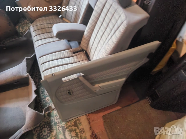 Перфектен сив салон от Мерцедес 190 , снимка 9 - Автомобили и джипове - 53189364