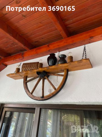 Рафт лампа с автентични реставрирани колела от каруца с дървени чашки , снимка 2 - Лампи за стена - 40281426
