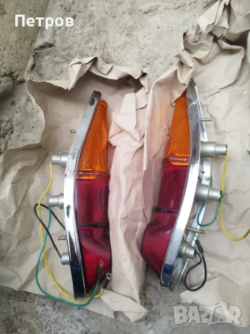 Москвич 408 задни стопове , снимка 2 - Части - 49309345