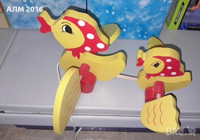 Дървени патета за дърпане и бутане