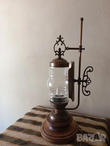 Стара настолна лампа винтидж