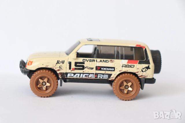 1/64 HOT WHEELS TOYOTA LAND CRUISER КОЛИЧКА МОДЕЛ
