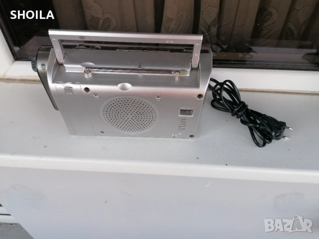 Sony ICF-904L, снимка 5 - Радиокасетофони, транзистори - 51387012