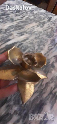Продавам месингов свещник роза, снимка 2 - Декорация за дома - 39229683