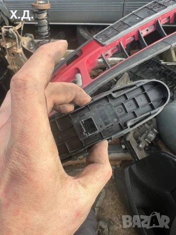 Предно дясно копче за стъклото Ситроен Ц4 Пикасо 2007г, снимка 3 - Части - 53451107