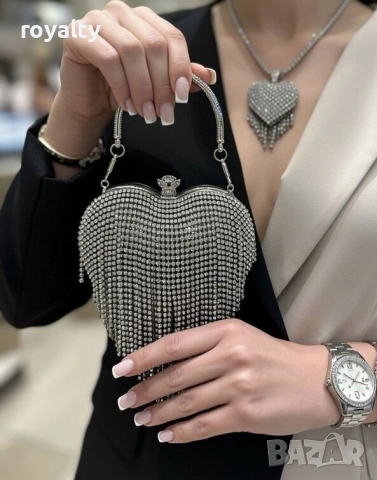 Дамска чанта - черна със сребристи камъчета, снимка 2 - Чанти - 53281812