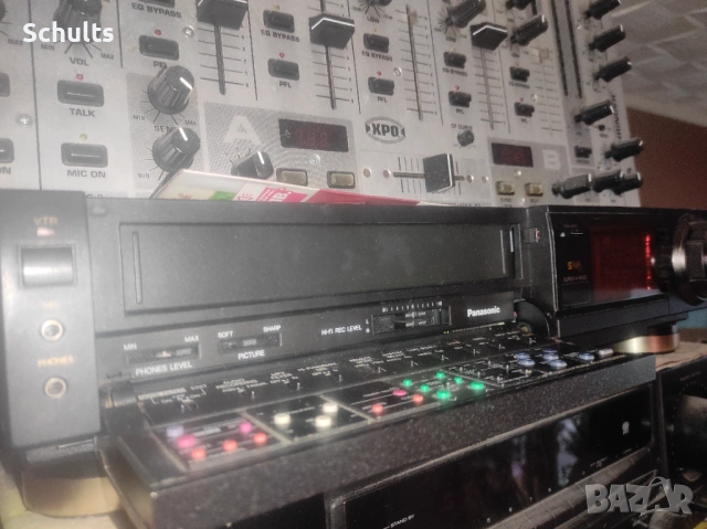 PANASONIC NV FS 90 HQ  S-VHS Видео плеър Made in Japan, снимка 4 - Декове - 52890436
