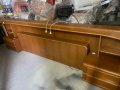Ретро гръб на спалня от масивно дърво с две шкафчета, снимка 2